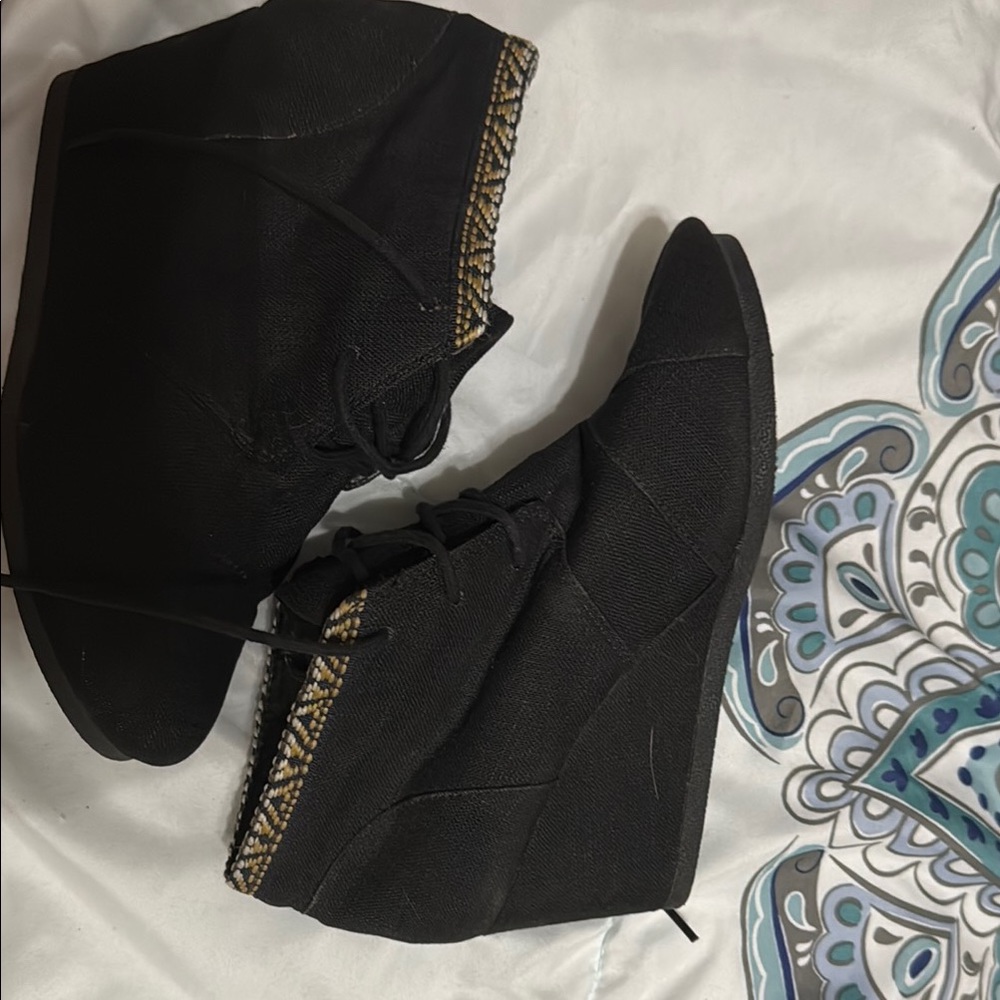 Black Women's Wedges